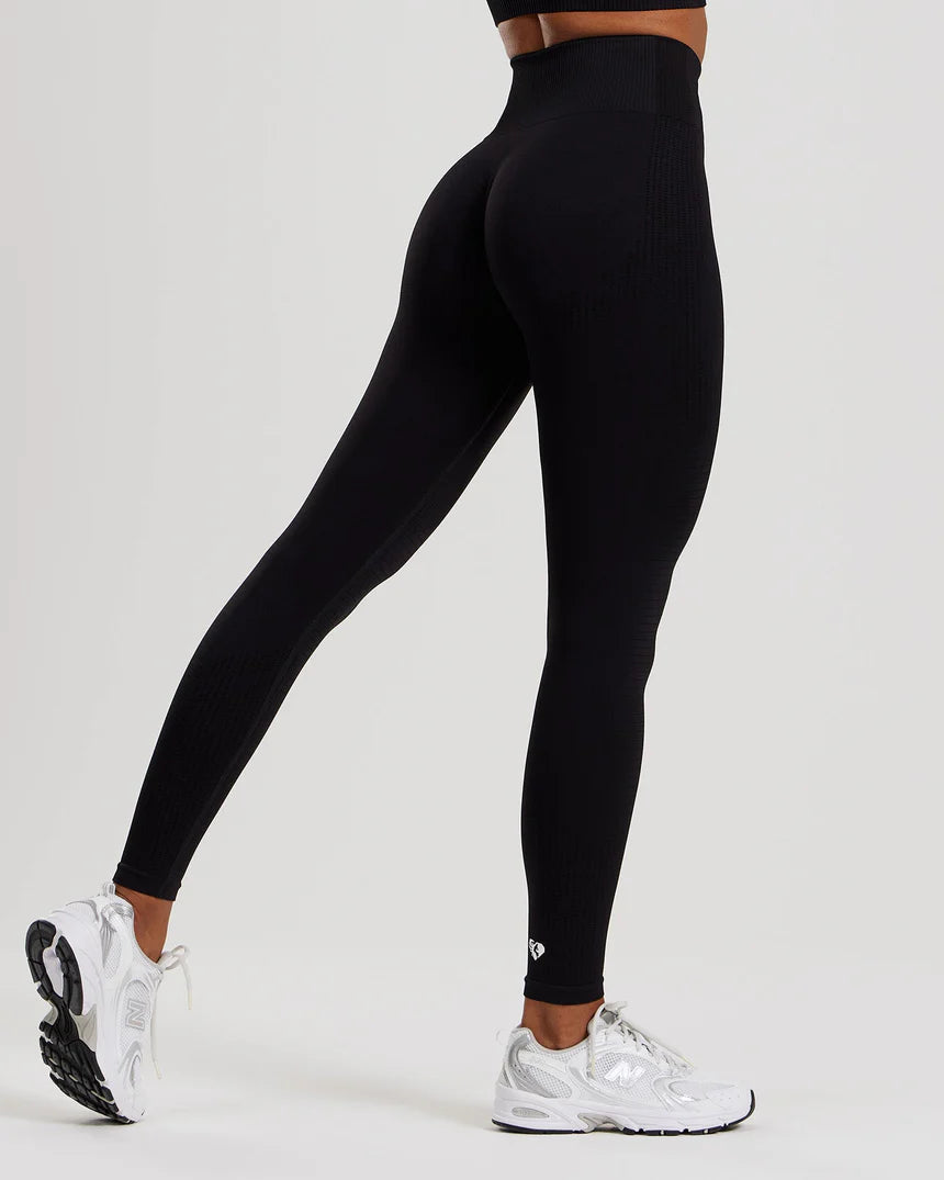 POWER SEAMLESS SCRUNCH LEGGINGS | BLACK <BR> PRE ORDER FOR 31ST JAN DELIVERY